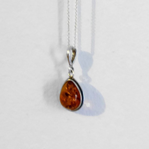 Sterling Silver Amber Necklace - Picture 1 of 2